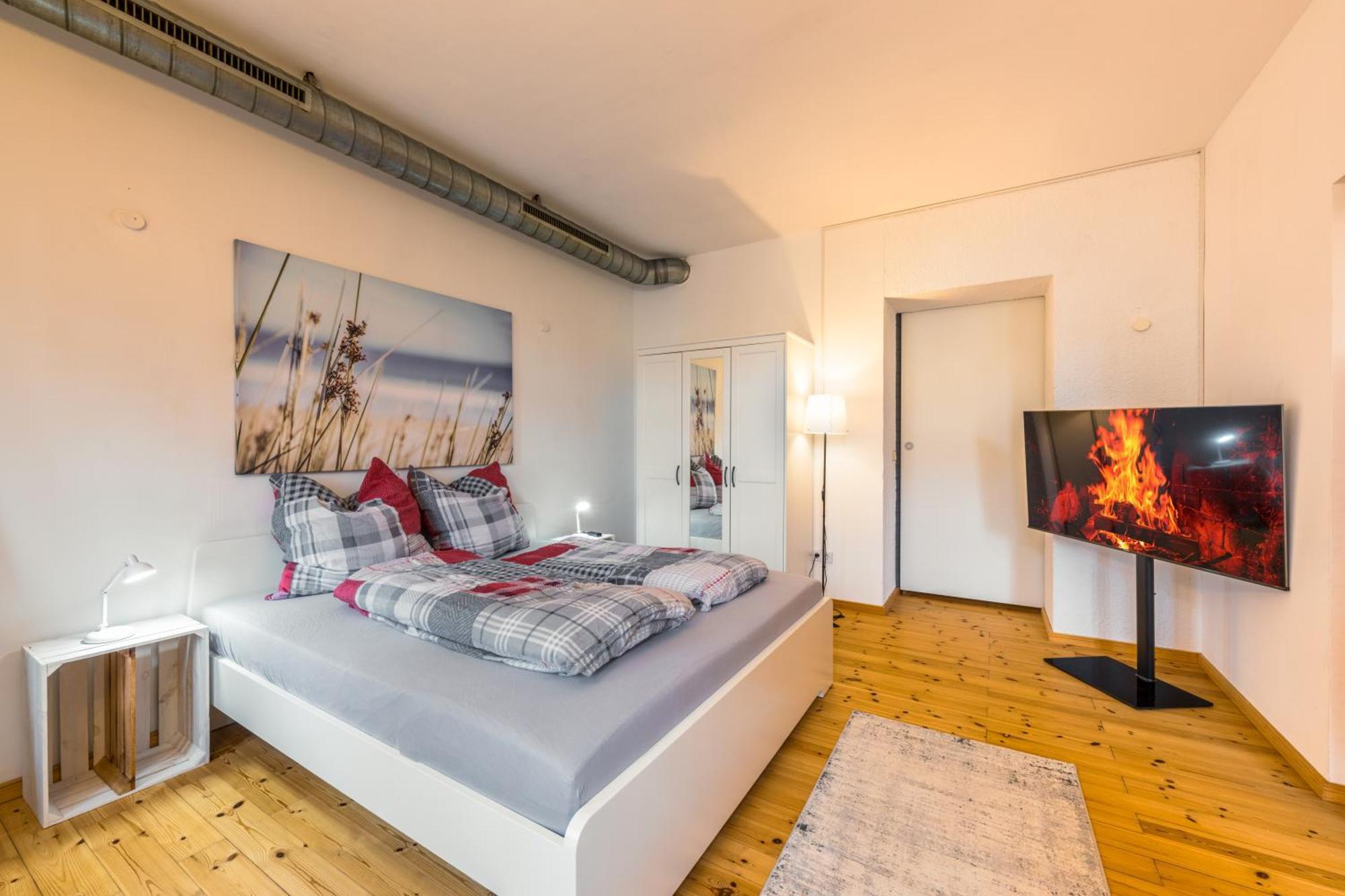 Exklusive Und Grosszuegige Wohnung 140 Qm In Magdeburg Top-Lage Mit Kicker Fuer Bis Zu 8 Personen Екстер'єр фото